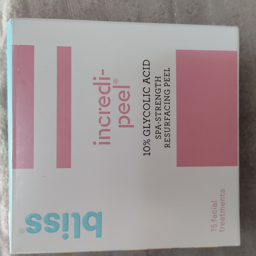 Bliss Blush Pink Peel-Off Mask & Incredi-Peel Set - Picture 5 of 6